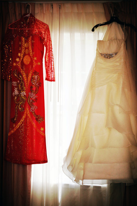 Vietnamese wedding photographer Mike Danen ao dai