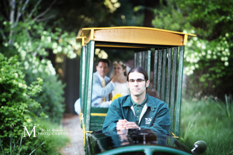 Nestldown wedding photographer Mike Danen