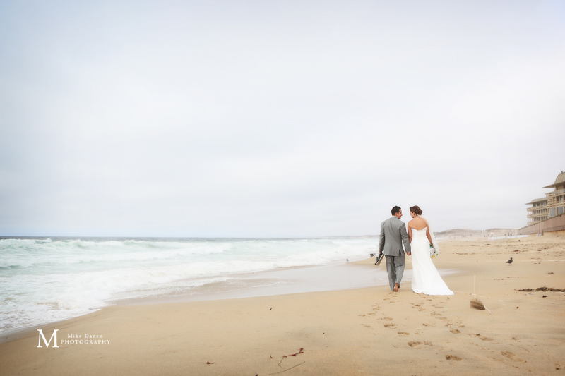 Beach Resort Monterey Wedding By The Sea Mike Danen Wedding